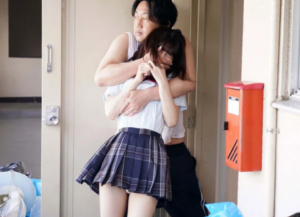 【レイプ】「匂いが気になって…勉強できないんです…」セーラー服のスレンダーエロ美乳な美少女JKが隣人男にスケベ調教される！