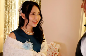 【人妻熟女】「よぉ…結婚したんだって…？」友人の結婚式で男と不倫セックスするスレンダーエロ美乳なおばさん主婦