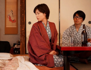 【相部屋レイプ】 「こんな男と同部屋なんて…嫌なのに…」エロ巨尻な女性社員が苦手な上役と同じ部屋で寝取られる！奥田咲