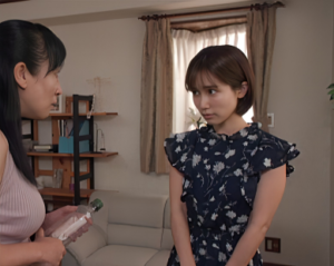 【仕返し人妻】「お義母さんより、私とシませんか？」姑にイジめられるスレンダーエロ美乳なギャル風美人主婦が義父を寝取る！
