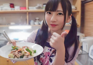 貧乳美女「えぇッ！？突然ウチ来るんですか…？」スレンダーエロ美乳な美少女が素人男を自宅に招いてスケベな痴女プレイ！