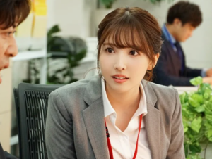 【エロ残業】「今週末も…忙しいですね…」スレンダーエロ巨乳な美人OLはオフィスに居残りスケベセックス！三上悠亜