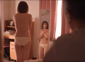 【再婚相手の娘】「お母さんがお義父さんとセックスしろって…」スレンダーエロ美乳な美少女義娘と近親相姦不倫セックス！