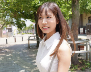 【本物人妻23歳】「あんな若いのにもう結婚してるのかよ…」抜群のプロポーションと顔立ちの美人主婦がアダルト動画初出演