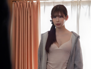 【向かいの人妻】「あれ？いつもと雰囲気違いますね？」隣人男に声かけられレイプされるスレンダーエロ美乳な若妻主婦