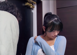 【デリヘル呼んだら妹が来た！】「お兄ちゃんのバカ！妹に出すなんて…！」スレンダーエロ美乳な美少女が風俗で働きますが…