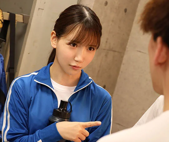 【女子マネージャー】「あの子、犯しても嫌がらなかったぞ…」ミニスカ制服のスレンダーエロ美乳な美少女JKが倉庫でセックス