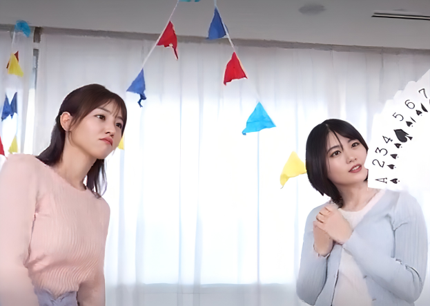 【エロゲーム】「野球拳って…負けたら脱ぐんですよね？」スケベなゲームに参加する素人のスレンダー美人大学生ですが…