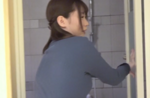 【ハメ撮り人妻】”誰かがナンパしてくれるの…楽しみにしてたんです…♡”夫以外と経験がないという26歳ママさんをイカす！