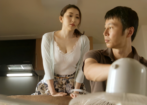 【隣の人妻】「扇風機…壊れてしまって…」近所の男を誘い出すために適当な事を言うエロ巨尻なおばさん主婦の不倫行為